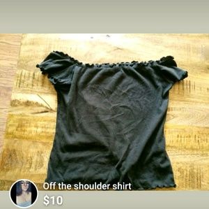 Off the shoulder Hollister Shirt